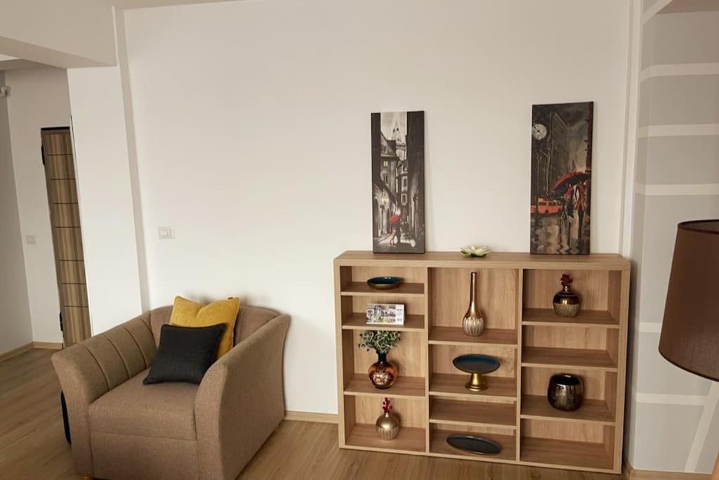 A Unique Ultra-Central, Modern Apartment Timişoara Exterior foto