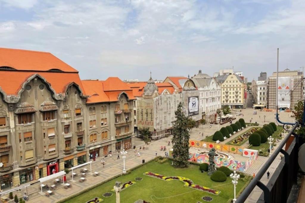 A Unique Ultra-Central, Modern Apartment Timişoara Exterior foto